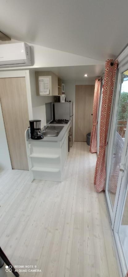 Camping 4 Etoiles Le Lac Des Reves Pérols 外观 照片