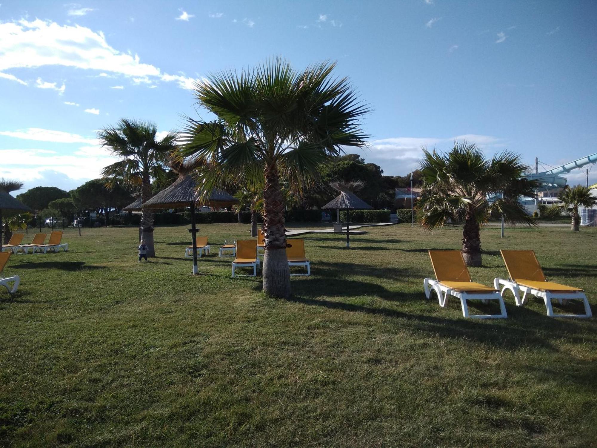 Camping 4 Etoiles Le Lac Des Reves Pérols 客房 照片